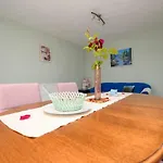 アパート Emilija *