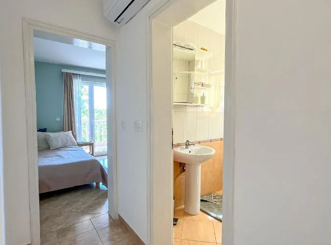 Emilija Appartement *