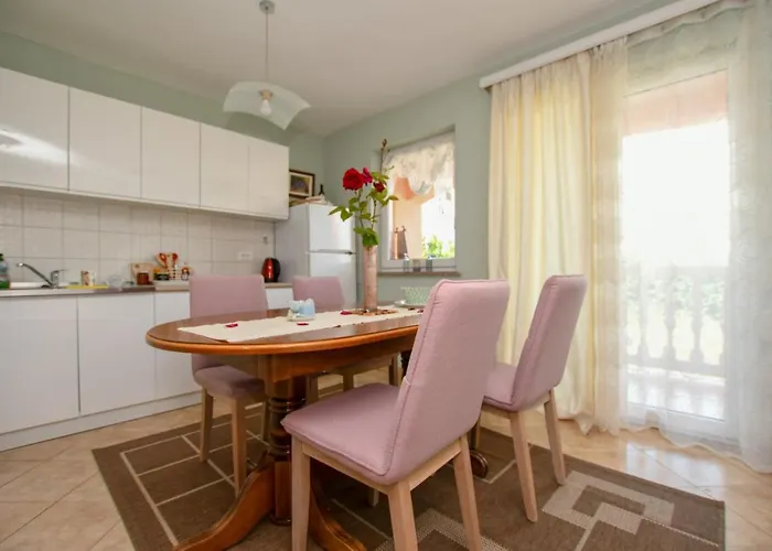 Emilija Appartement *