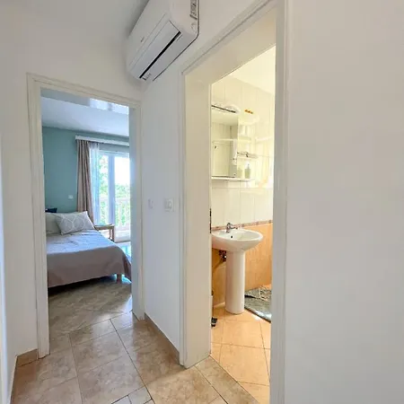 Emilija Appartement *